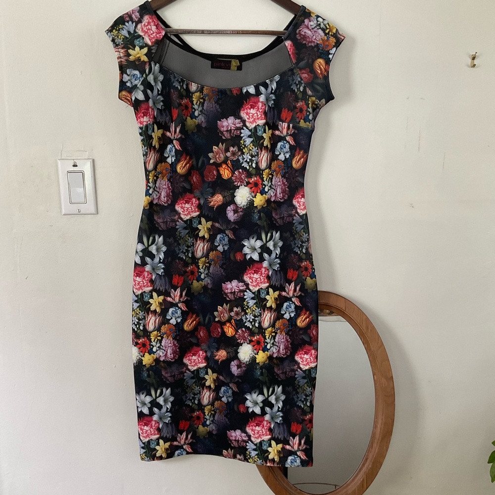 🌸 Pink Violet Floral Mesh Neckline Dress, Size S🌸